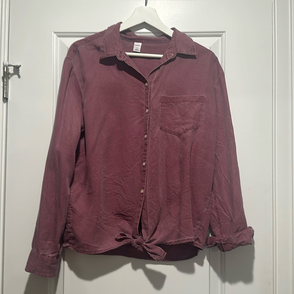 Women’s button down top